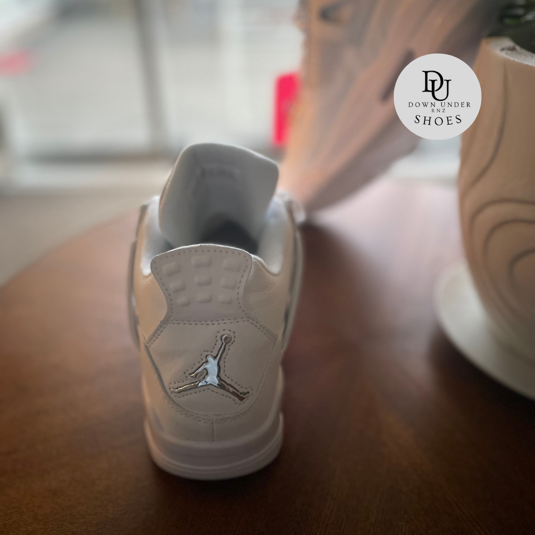 Jordan 4s